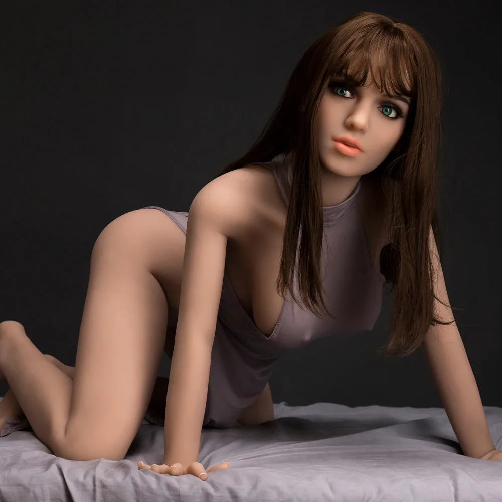 4'9 Love Doll with Medium Breasts -  Vanessa